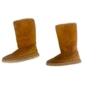 UGG Classic Tall Boot in Chestnut